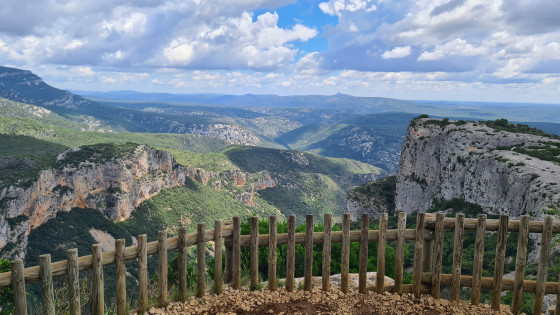Image du Cirque de l'Infernet, le Max Nègre et les Fenestrelles
